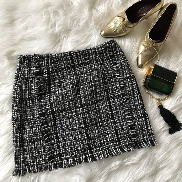 frayed trim plaid tweed skirt